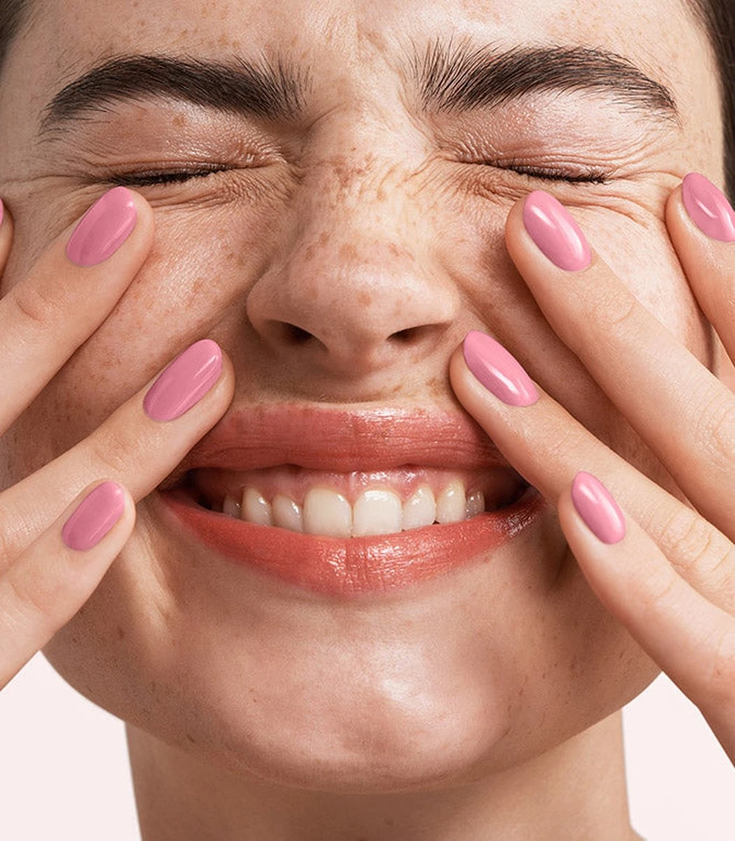 Pink Gellac - Sweet Pink - Gellak - Vegan - Roze - Glanzend - 15ml 2 Pink Gellac - Sweet Pink - Gellak - Vegan - Roze - Glanzend - 15ml - Afbeelding 2