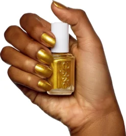 Essie Nagellak Winter 2018 - 587 Million Mile Hues -Cosmeticawinkel 1106x1200 3