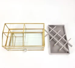 Make Up Organizer Stella | Goud| Cosmetica Organizer|sieraden Organizer | Make Up Organizer | Beautybox | Vitrine Boxje | Glazen Box |Makeup Organizer |Beauty Organizer | Makeupbox |Organizer | Storage Box |Make-uporganizer| Opbergdoos | Sieradendoos 17 Make Up Organizer Stella | Goud| Cosmetica Organizer|sieraden Organizer | Make Up Organizer | Beautybox | Vitrine Boxje | Glazen Box |Makeup Organizer |Beauty Organizer | Makeupbox |Organizer | Storage Box |Make-uporganizer| Opbergdoos | Sieradendoos -Cosmeticawinkel 1200x1089 4