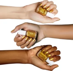 Essie Nagellak Winter 2018 - 587 Million Mile Hues -Cosmeticawinkel 1200x1163 3