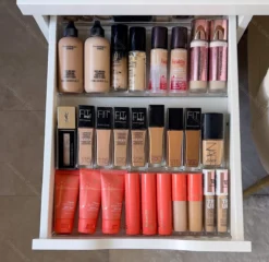 Jumanah® Collections "Sorted" Large Foundation Tray - Make Up Organizer - Ladeverdeler - Lade Organizer - Transparant - Acryl - Kunststof - Ikea Alex 5 Ladeblok