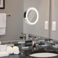 Navaris LED Make-up Spiegel - Vergrotende Cosmeticaspiegel - 360° Draaibaar - 5x Vergroting - Met Zuignap - Badkamerspiegel - Reisspiegel - Zilver 11 Navaris LED Make-up Spiegel - Vergrotende Cosmeticaspiegel - 360° Draaibaar - 5x Vergroting - Met Zuignap - Badkamerspiegel - Reisspiegel - Zilver -Cosmeticawinkel 1200x1200 1136