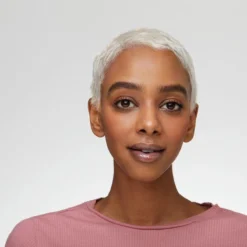 Essence Extreme Shine Volume Lipgloss 5 Ml 01 Crystal Clear -Cosmeticawinkel 1200x1200 306