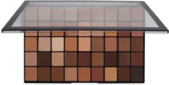 Makeup Revolution - Maxi Reloaded Palette - Nudes - Oogschaduw 10 Makeup Revolution - Maxi Reloaded Palette - Nudes - Oogschaduw -Cosmeticawinkel 1200x609