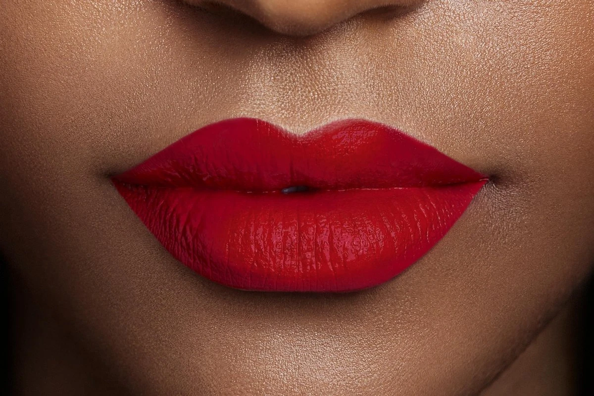 L'Oréal Paris Les Chocolates Ultra Matte Liquid Lippenstift - 864 Tasty Ruby 9 L'Oréal Paris Les Chocolates Ultra Matte Liquid Lippenstift - 864 Tasty Ruby - Afbeelding 9