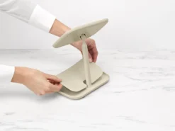 Brabantia ReNew Make-up Spiegel - Met Accessoireschaal - Soft Beige -Cosmeticawinkel 1200x899 14