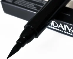 HANDAIYAN® | Eyeliner Met Wing Stempel | Zwarte Oog Stempel | 2 In 1 Eyeliner | Eyeliner Tool | Wing Eyeliner | Wing Stamp -Cosmeticawinkel 1200x971 1