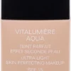 Chanel Vitalumiere Aqua Foundation - 30 Beige - SPF15 - 30 Ml