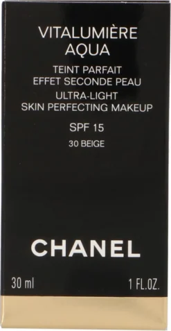 Chanel Vitalumiere Aqua Foundation - 30 Beige - SPF15 - 30 Ml -Cosmeticawinkel 622x1200