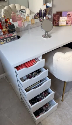 Jumanah® Collections - "Sorted" Large Lip Set - Make Up Organizer - Ladeverdeler - Lade Organizer - Transparant - Acryl - Kunststof - Ikea Alex 5 Ladeblok -Cosmeticawinkel 691x1200 3