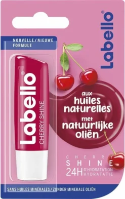 Labello Cherry Shine Lippenbalsem - 4 Balsems -Cosmeticawinkel 754x1200