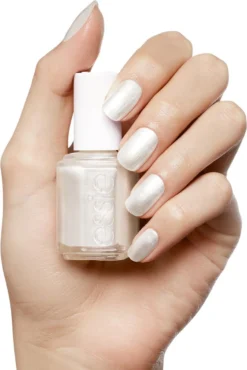 Essie Pearly White 4 - Wit - Nagellak 27 Essie Pearly White 4 - Wit - Nagellak -Cosmeticawinkel 801x1200 9