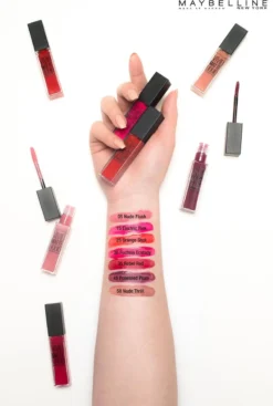 Maybelline Vivid Matte Liquid - 35 Rebel Red - Rood - Lippenstift -Cosmeticawinkel 808x1200 6