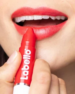 Labello Crayon Lipstick Poppy Red -Cosmeticawinkel 960x1200 13